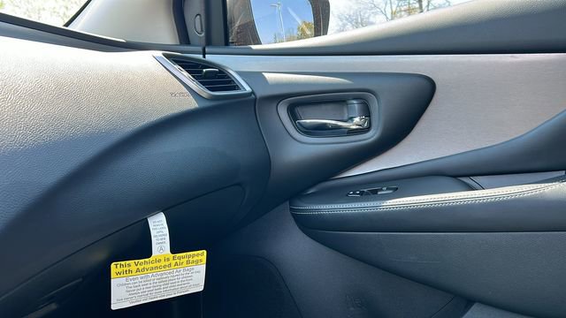Certified 2024 Nissan Murano SV w/ SV Midnight Edition Package AWD/4WD image 19
