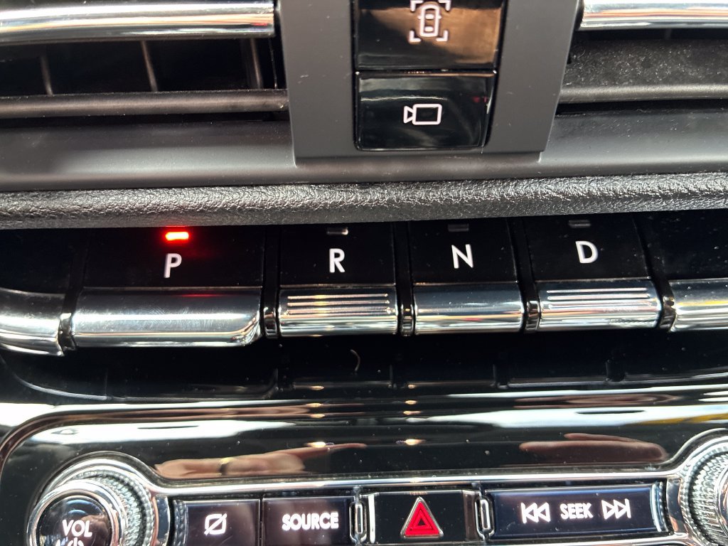Used 2021 Lincoln Corsair AWD w/ Equipment Group 101A image 31