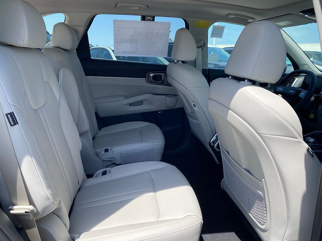 New 2026 Kia Sorento EX w/ EX Premium Package FWD image 21