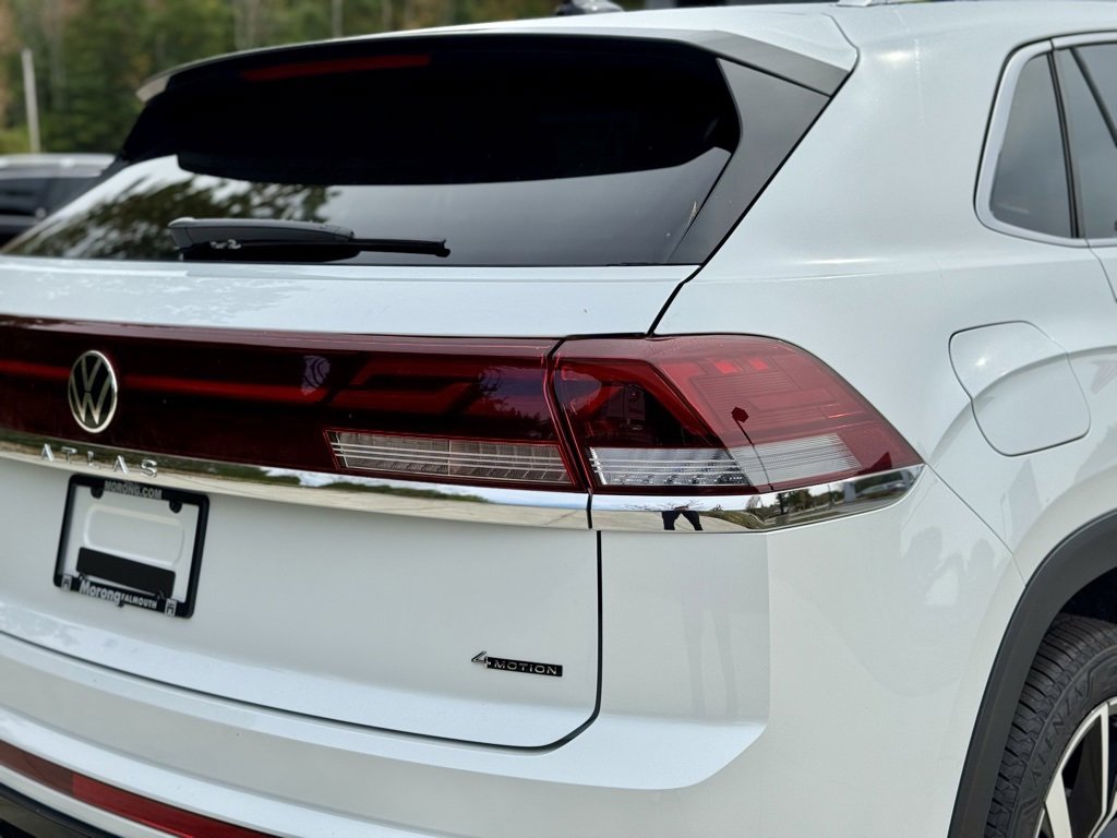 New 2026 Volkswagen Atlas Cross Sport SEL Premium R-Line image 9