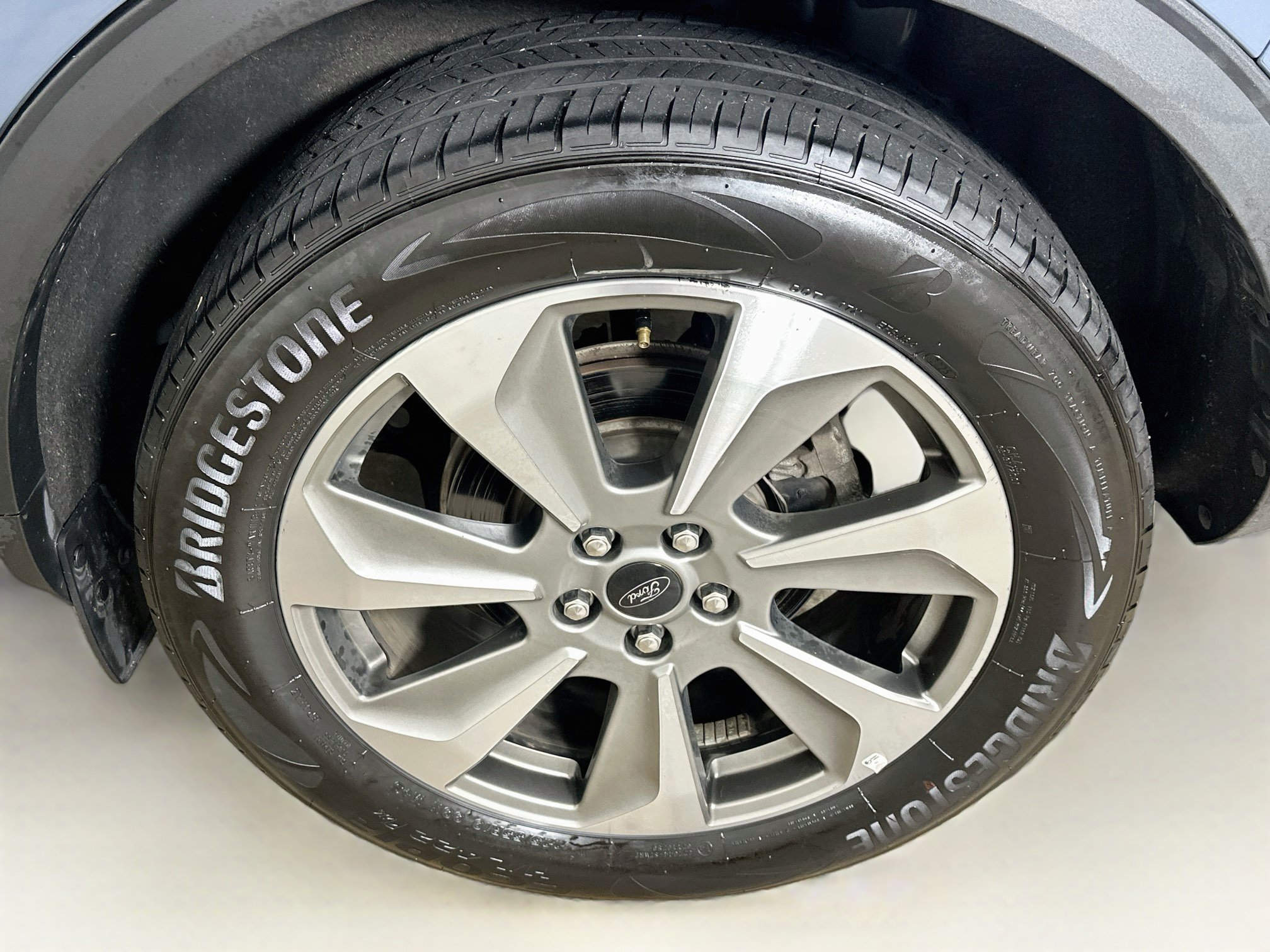 Used 2025 Ford Escape Platinum AWD/4WD image 11