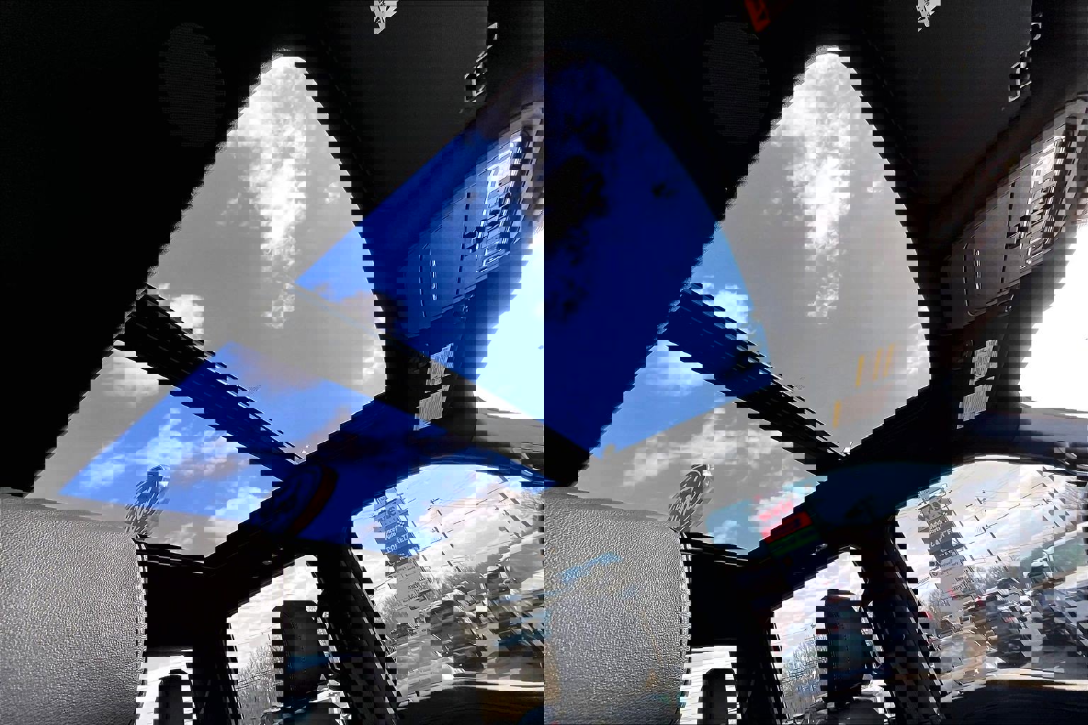 Used 2025 Ford F150 Lariat w/ Equipment Group 502A High image 23