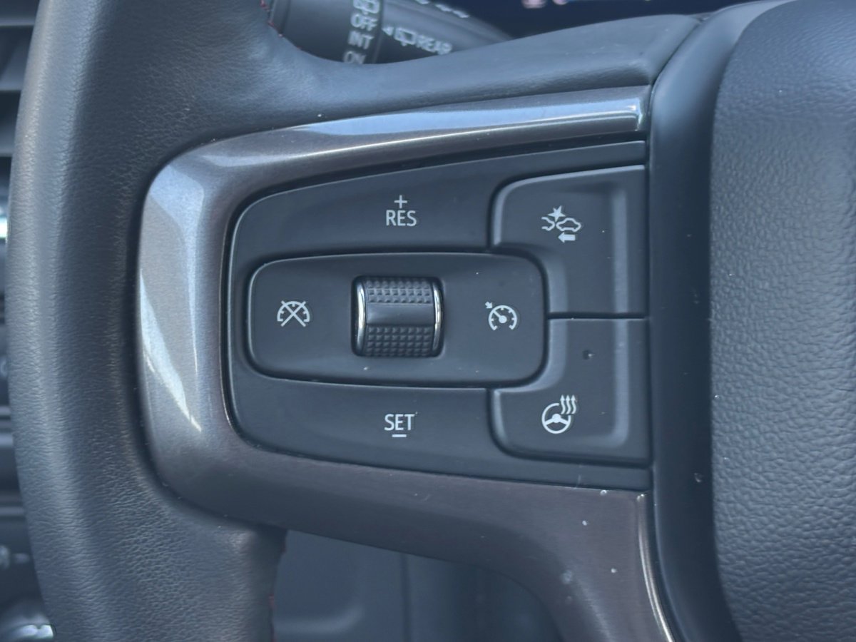 Certified 2023 Chevrolet Suburban RST w/ Luxury Package image 11