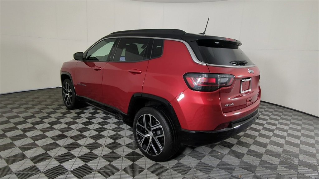 Certified 2024 Jeep Compass Limited w/ Elite Group image 7