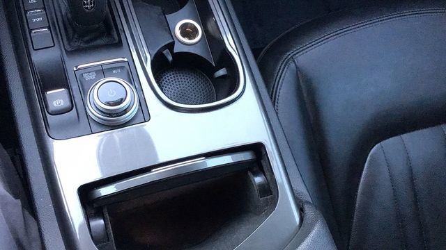 Used 2021 Maserati Ghibli S image 25