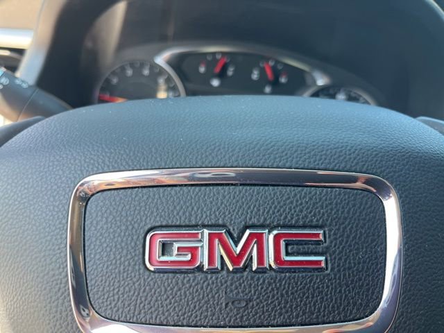 Used 2023 GMC Acadia SLT image 33