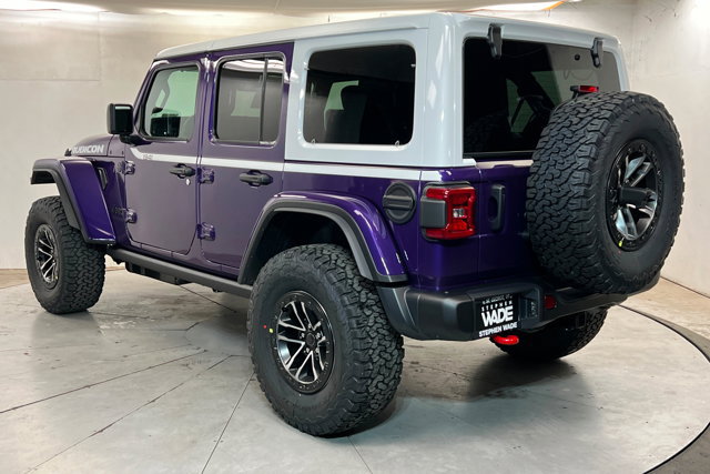 New 2026 Jeep Wrangler Unlimited Rubicon w/ Whitecap Package AWD/4WD image 3