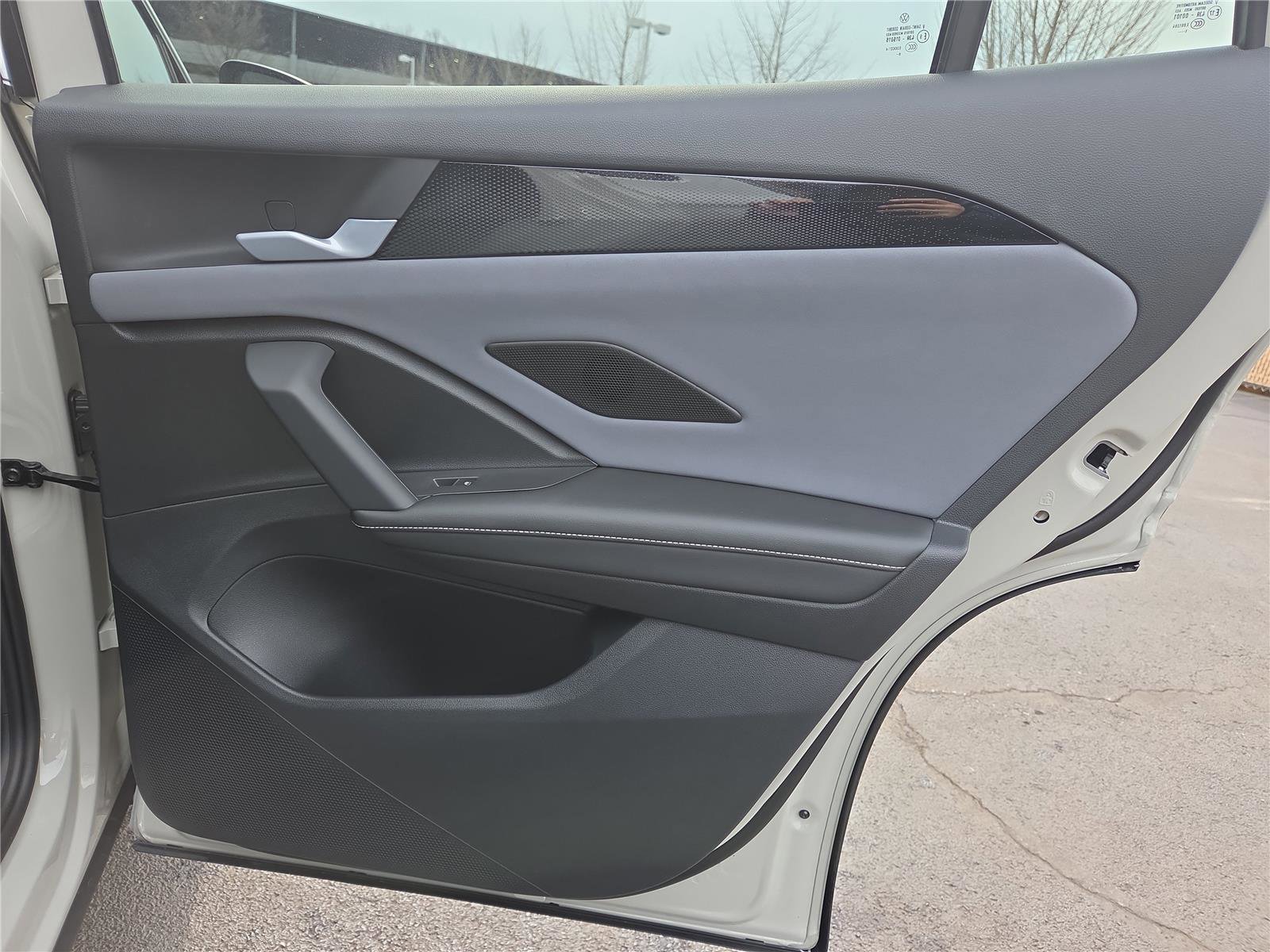 New 2026 Volkswagen Tiguan SE R-Line image 29