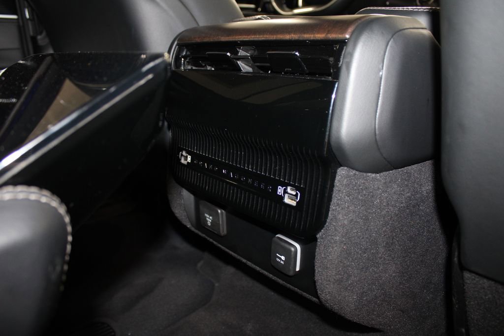 Used 2023 Jeep Grand Wagoneer L Series II image 33