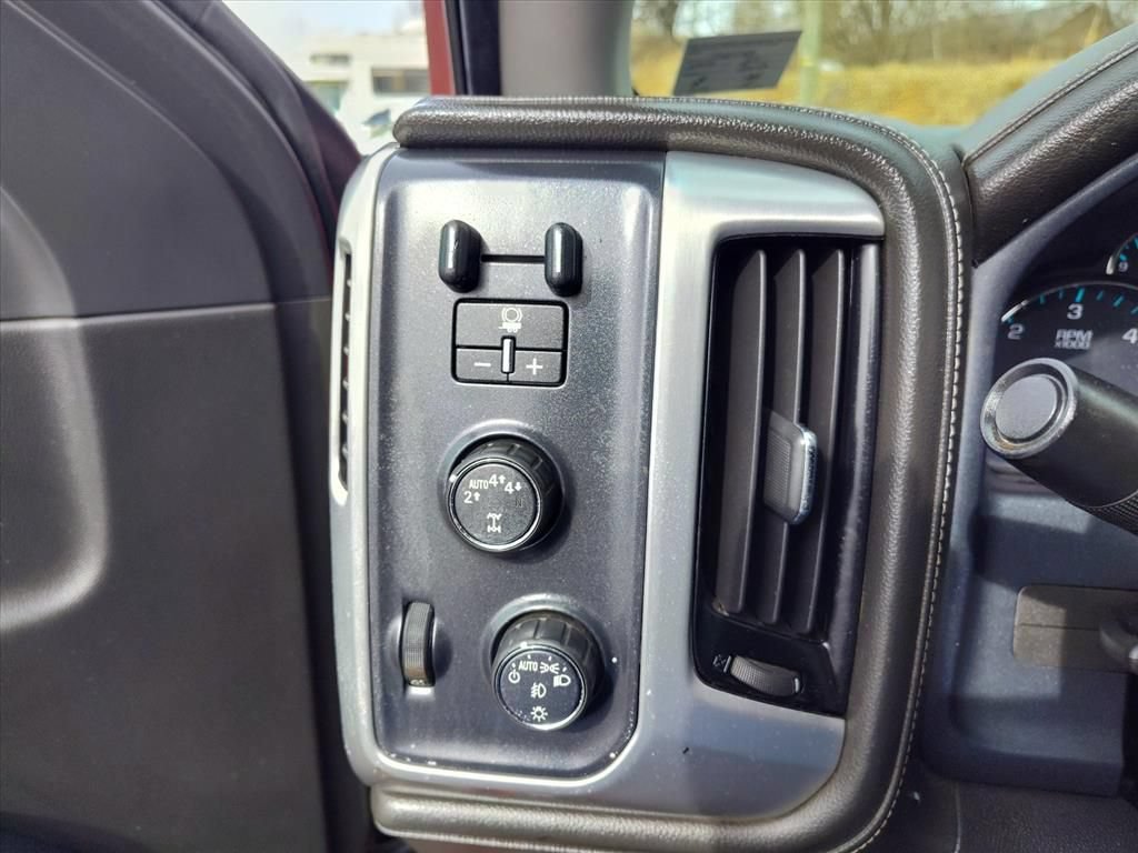Used 2018 GMC Sierra 1500 SLE w/ SLE Value Package AWD/4WD image 21