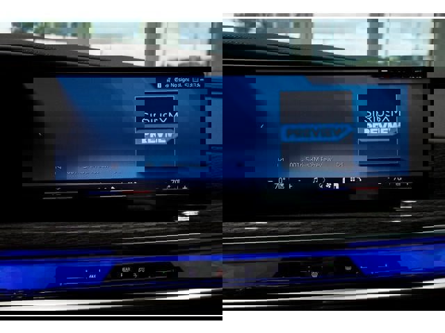 Used 2025 BMW i7 eDrive50 w/ Premium Package image 73