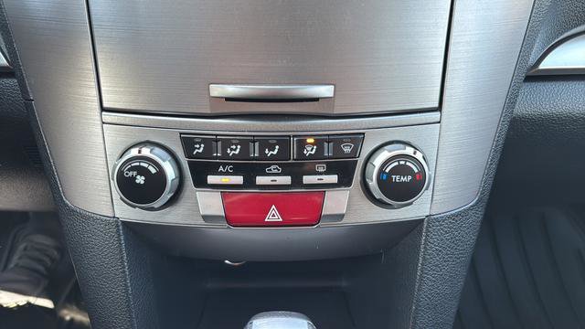 Used 2013 Subaru Outback 2.5i Premium AWD/4WD image 13