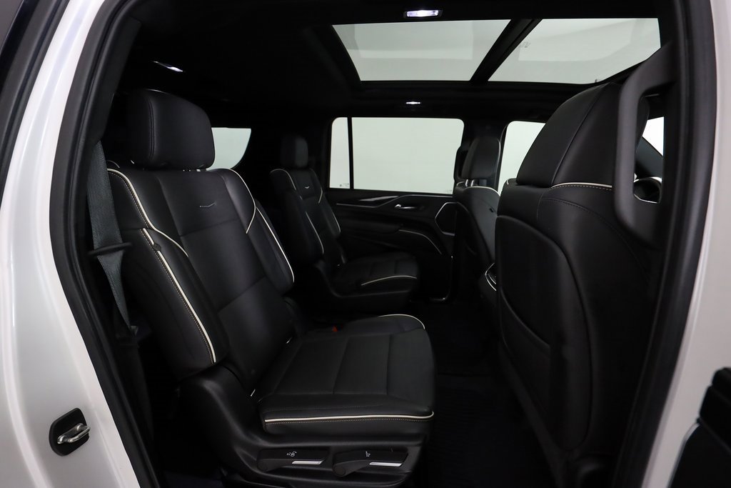 Used 2022 Cadillac Escalade ESV Sport image 14