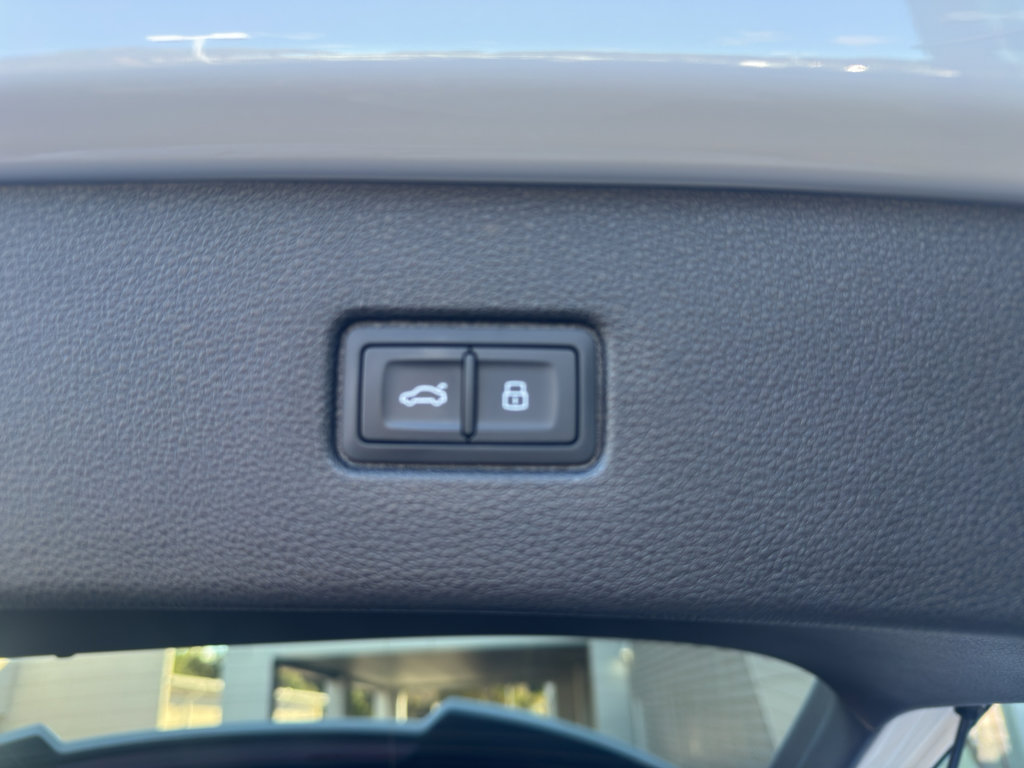 New 2026 Audi SQ7 Premium Plus image 25