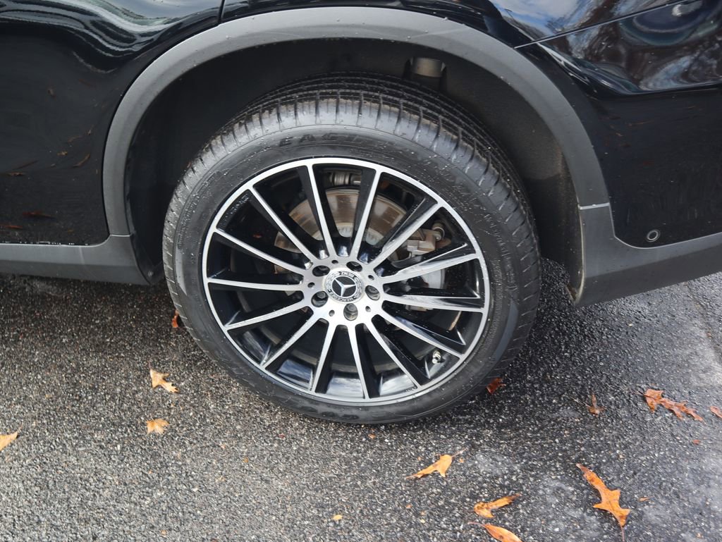 Certified 2022 Mercedes-Benz GLC 300 image 9