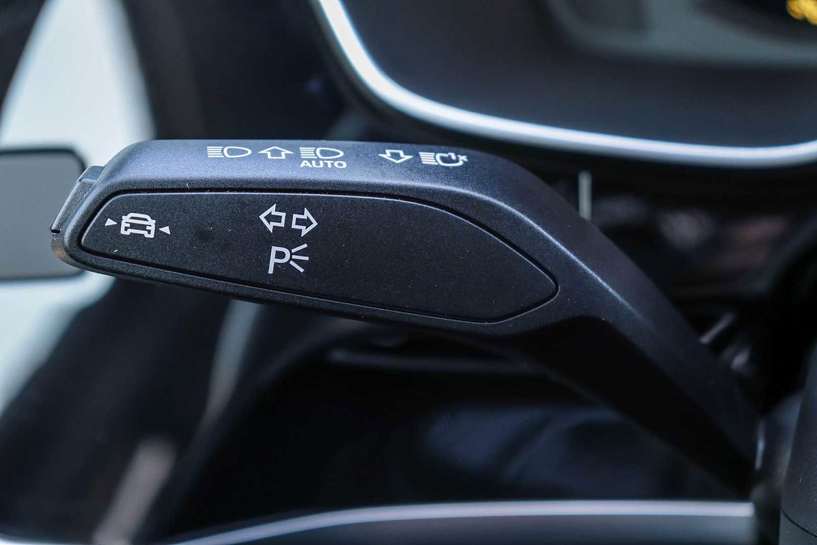 Used 2025 Audi Q3 2.0T Premium w/ Convenience Package image 32