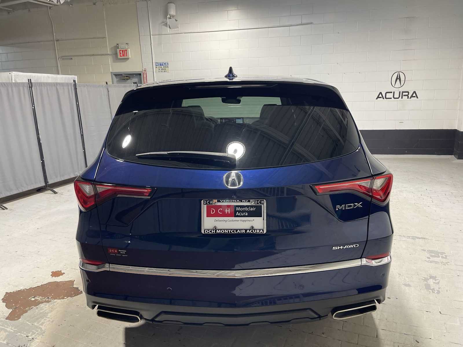 Used 2024 Acura MDX w/ Technology Package AWD/4WD image 5