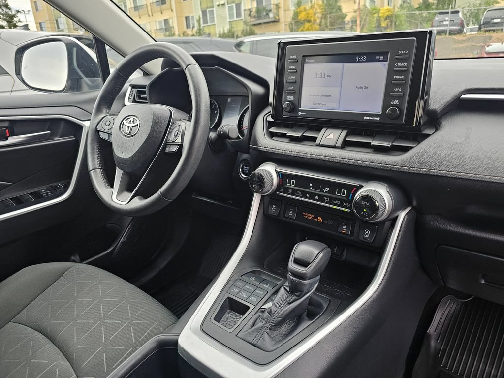 Used 2022 Toyota RAV4 XLE w/ XLE Grade Weather Package AWD/4WD image 12