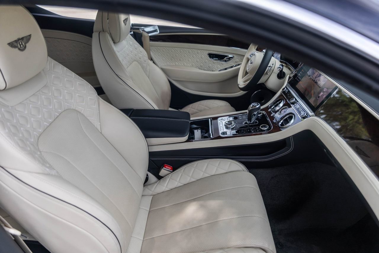 Used 2022 Bentley Continental GT AWD/4WD image 48