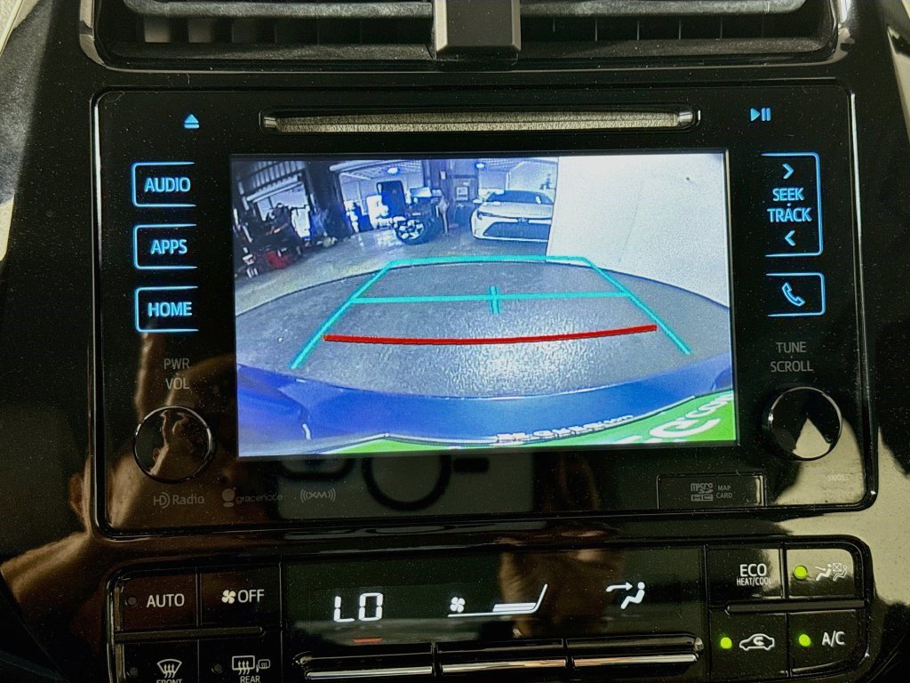 Used 2016 Toyota Prius Four Touring FWD image 18