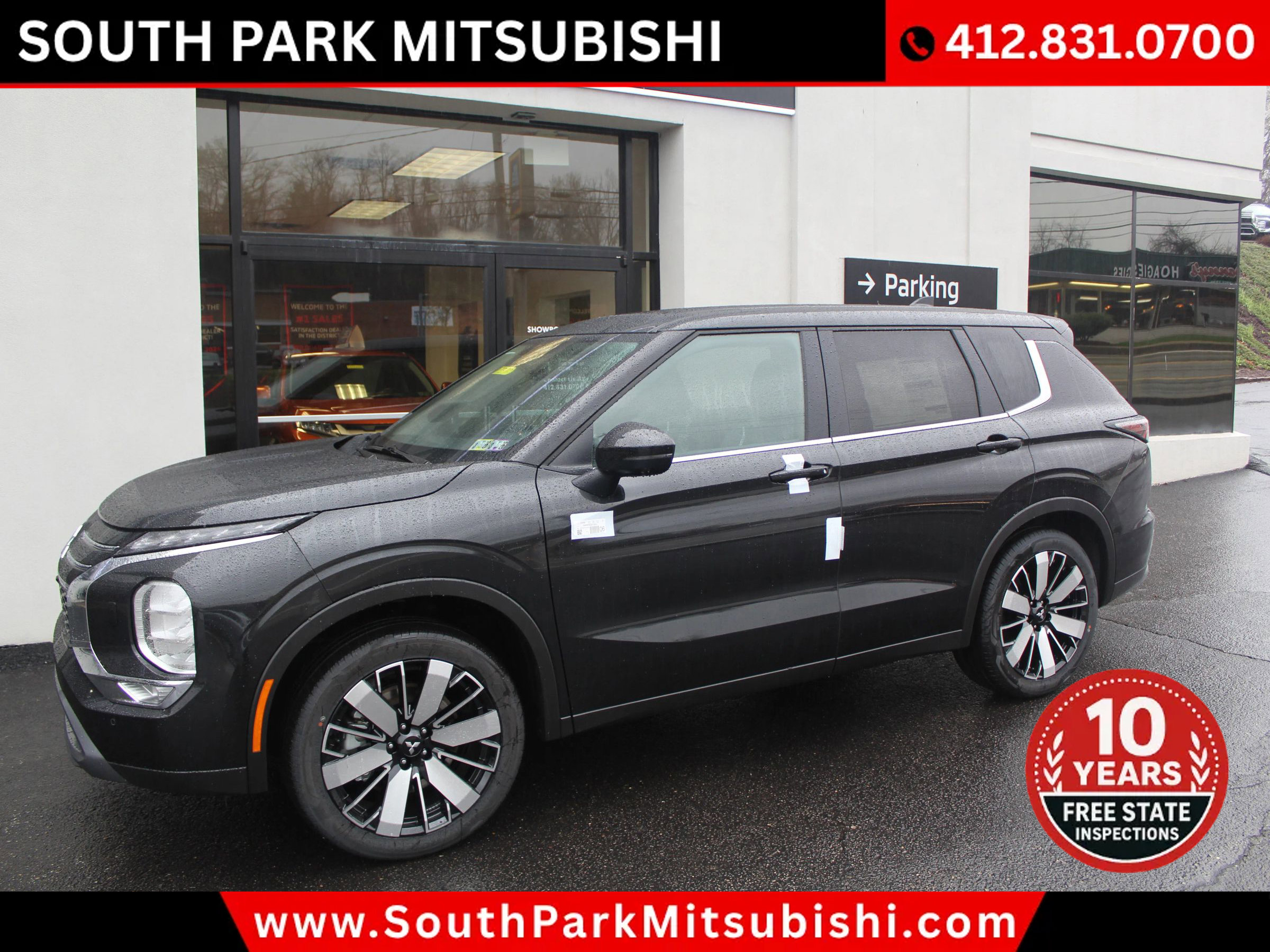 New 2025 Mitsubishi Outlander SE image 2