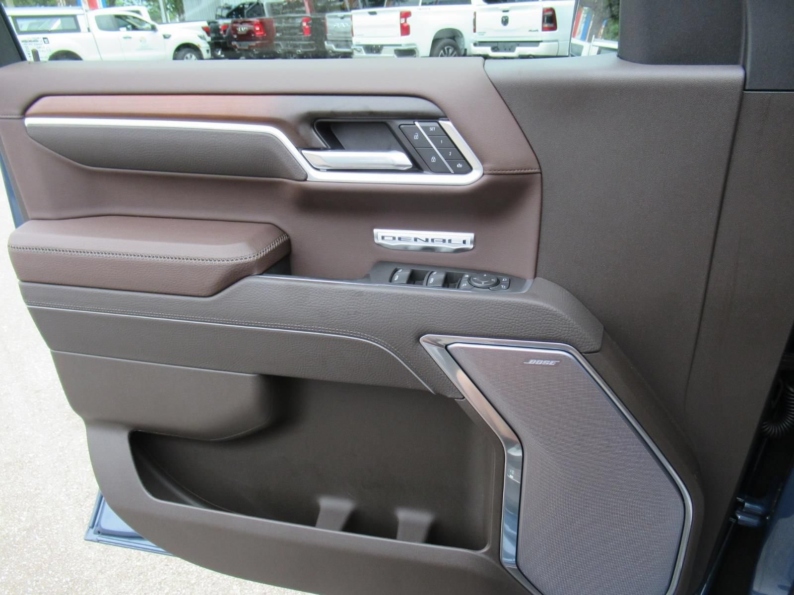 Used 2026 GMC Sierra 1500 Denali AWD/4WD image 23
