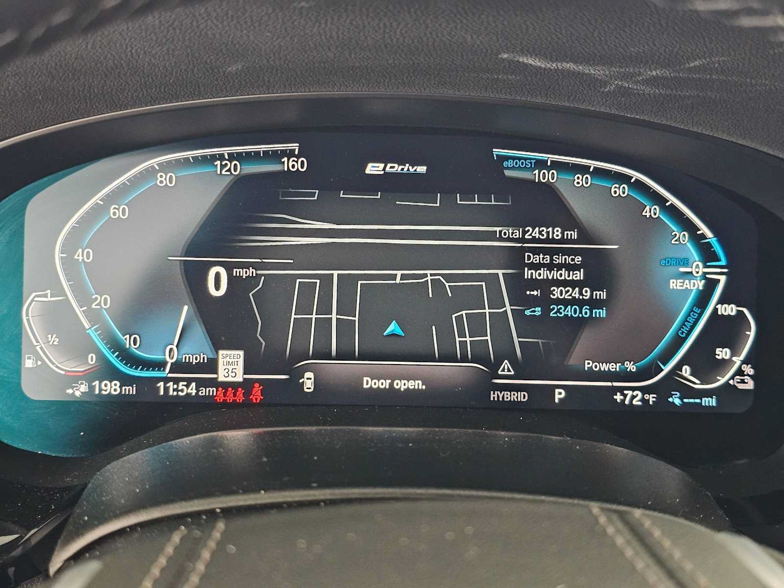 Used 2023 BMW 530e w/ Premium Package RWD image 23