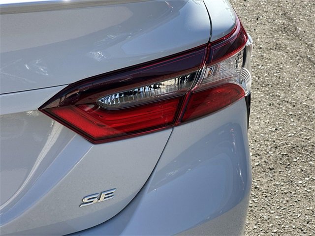 Used 2024 Toyota Camry SE image 29