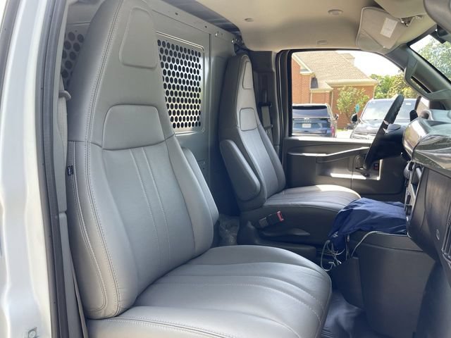 New 2026 Chevrolet Express 2500 w/ Driver Convenience Package RWD image 27