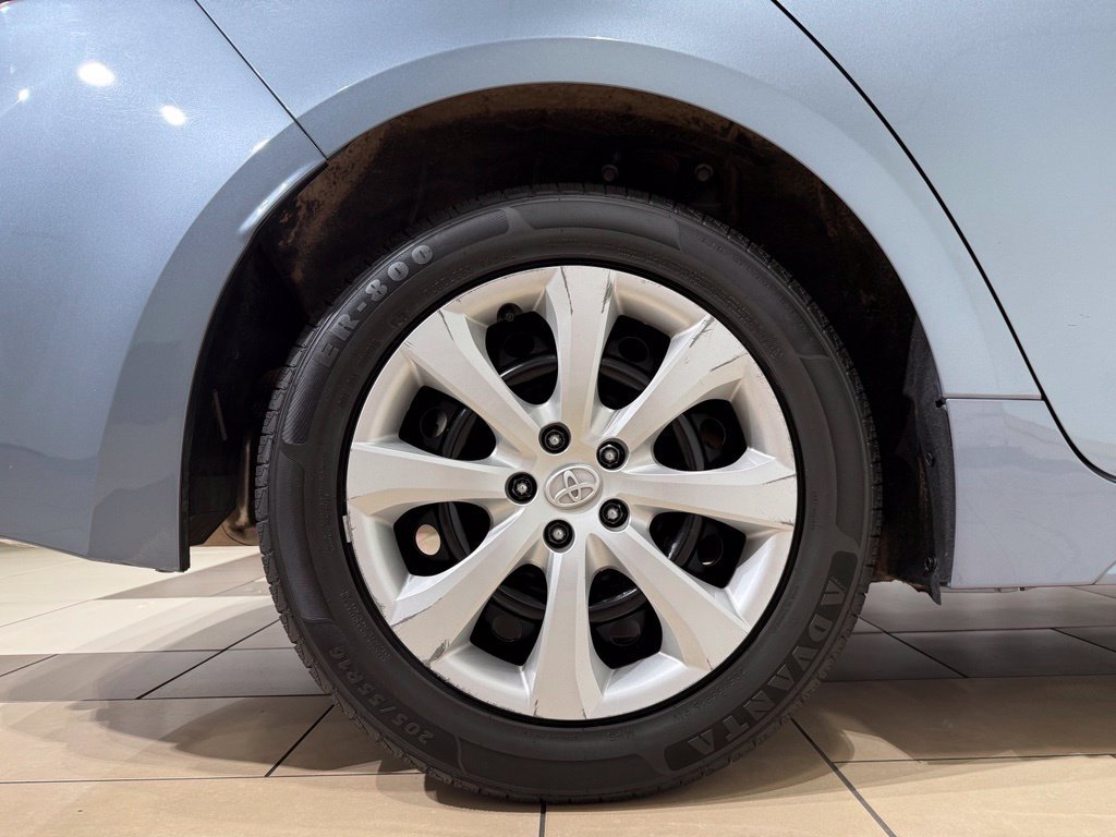 Certified 2025 Toyota Corolla LE FWD image 9