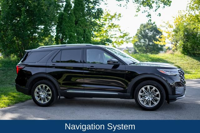 Used 2026 Ford Explorer Platinum AWD/4WD image 4