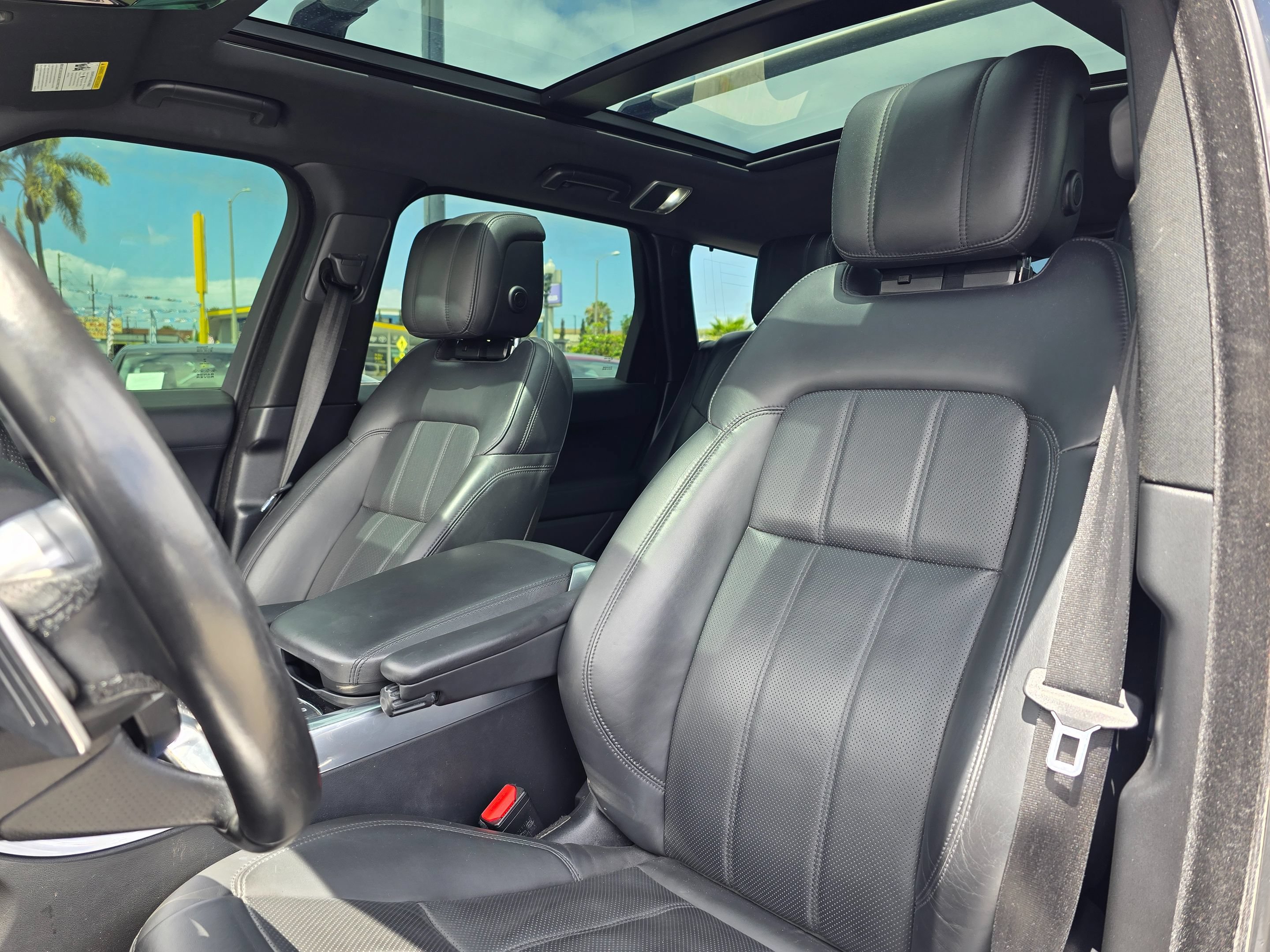 Used 2020 Land Rover Range Rover Sport HSE Dynamic AWD/4WD image 17