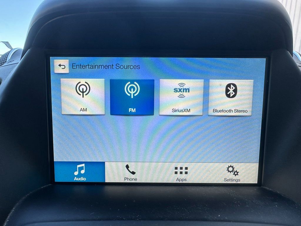 Used 2019 Ford Escape SE image 4