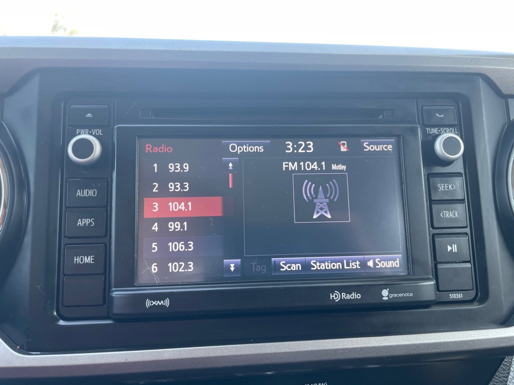 Used 2019 Toyota Tacoma TRD Off-Road image 21