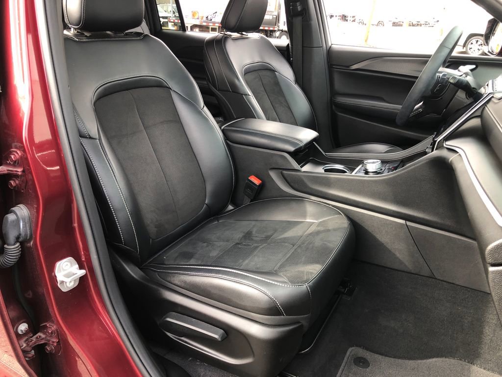 Certified 2024 Jeep Grand Cherokee L Altitude image 26