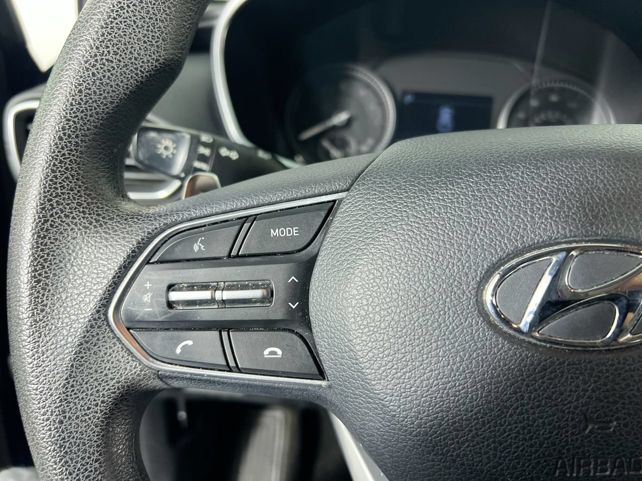 Used 2021 Hyundai Santa Fe SE w/ Cargo Package AWD/4WD image 16