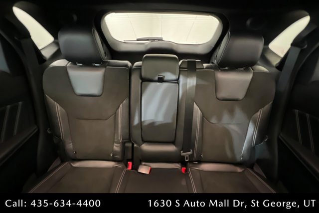 Used 2019 Ford Edge ST image 25