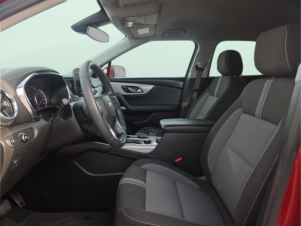Used 2025 Chevrolet Blazer LT image 13