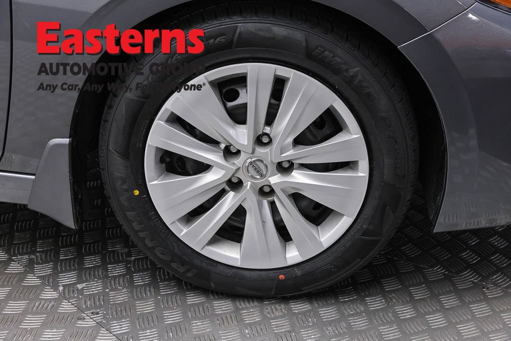 Used 2023 Nissan Sentra S FWD image 30