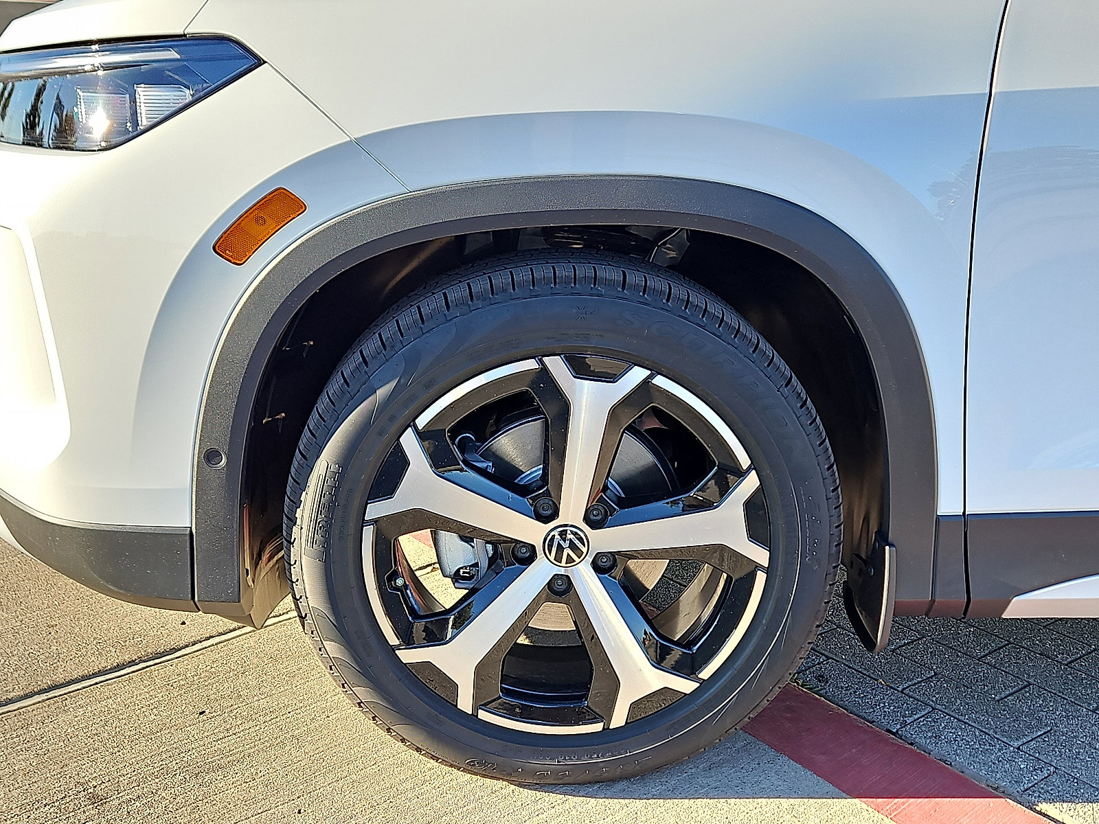 New 2026 Volkswagen Tiguan SE image 6