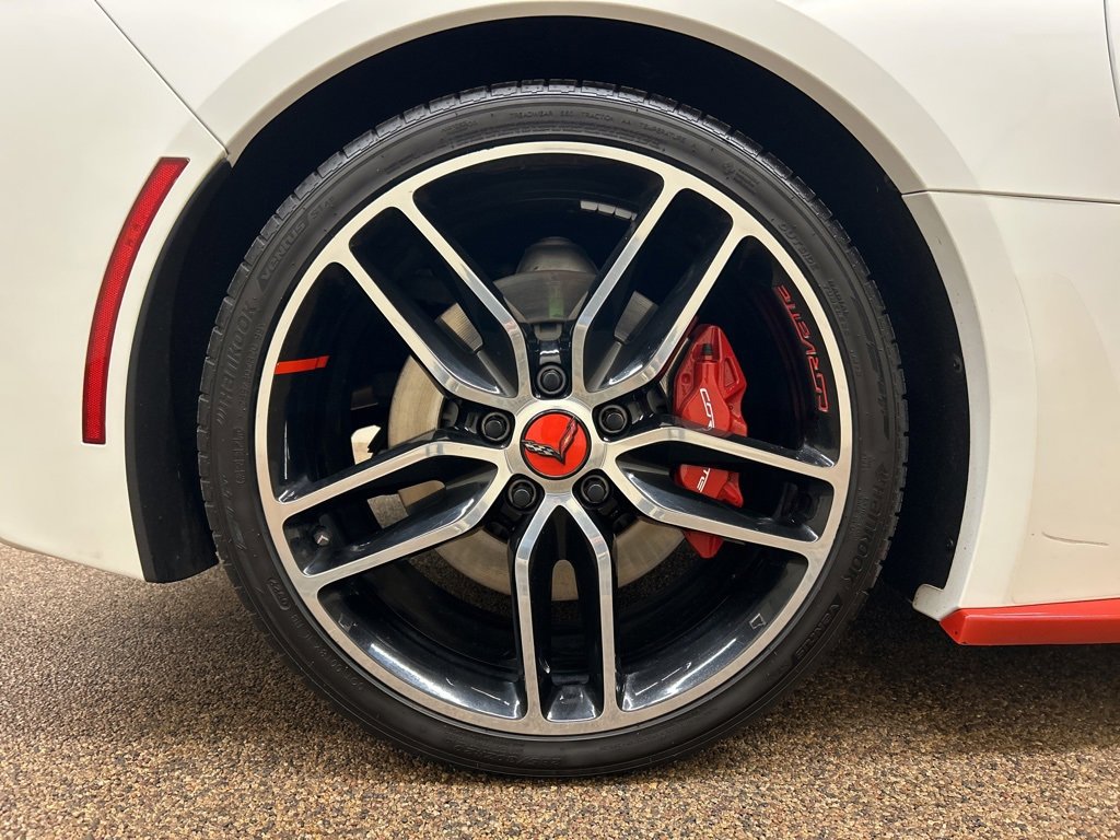 Used 2019 Chevrolet Corvette Stingray Coupe w/ 1LT image 28