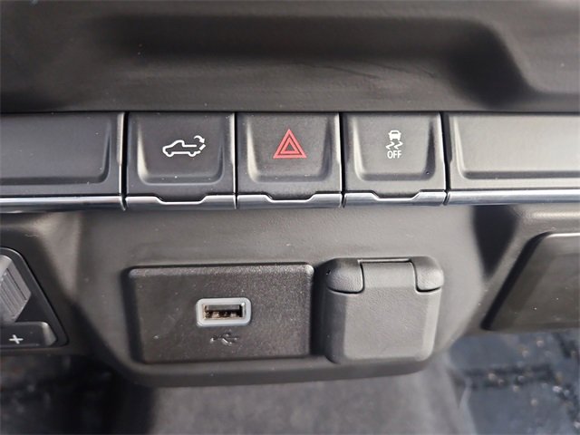 Certified 2020 Chevrolet Silverado 2500 Custom w/ Custom Value Package image 33