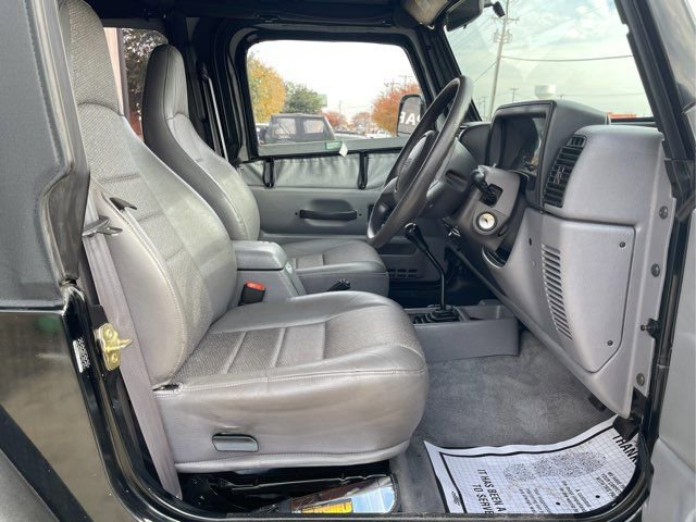 Used 1998 Jeep Wrangler Sport image 24