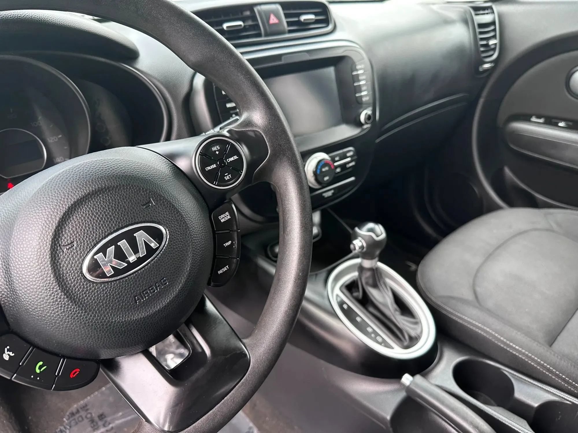 Used 2019 Kia Soul + FWD image 14