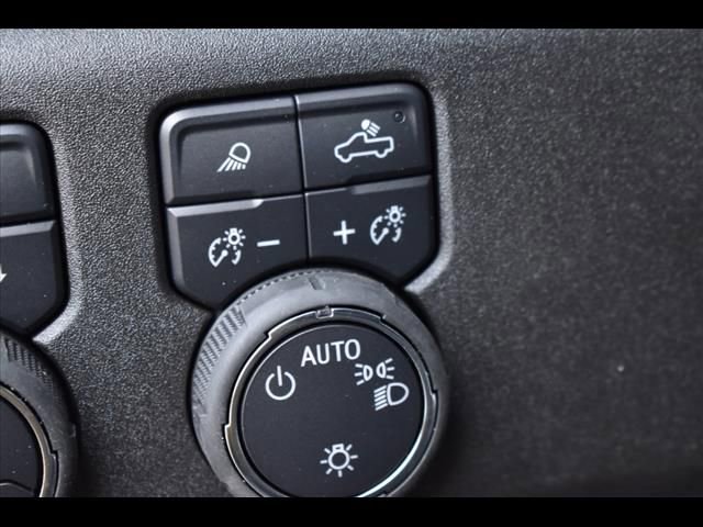 Used 2025 Chevrolet Silverado 1500 LT AWD/4WD image 22