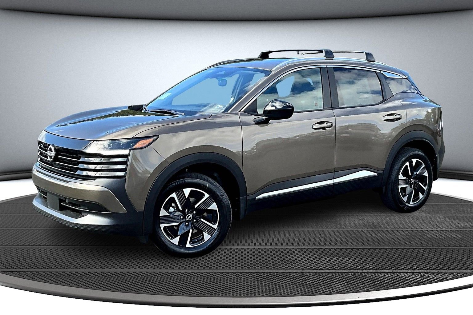 New 2026 Nissan Kicks SV w/ SV Premium Package image 2