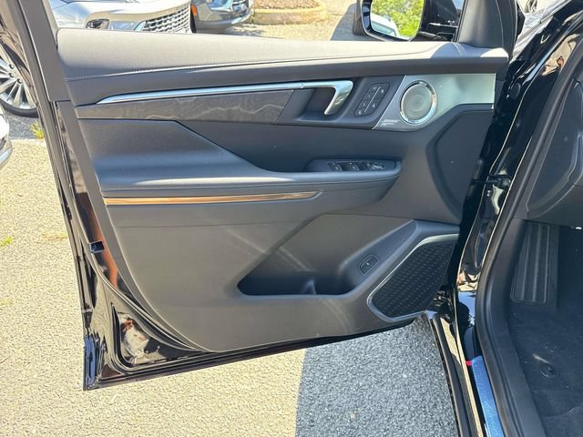New 2026 Buick Enclave Avenir w/ Super Cruise Package FWD image 8