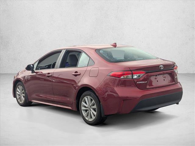 Used 2025 Toyota Corolla LE w/ LE Premium Package image 7
