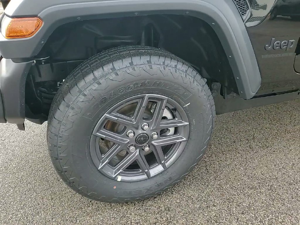 New 2026 Jeep Wrangler Sport AWD/4WD image 18