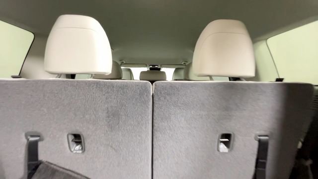 Used 2025 Hyundai Santa Fe SEL FWD image 15